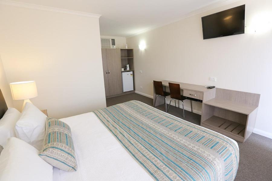 Seven Pines Motor Inn Милдура Стая снимка