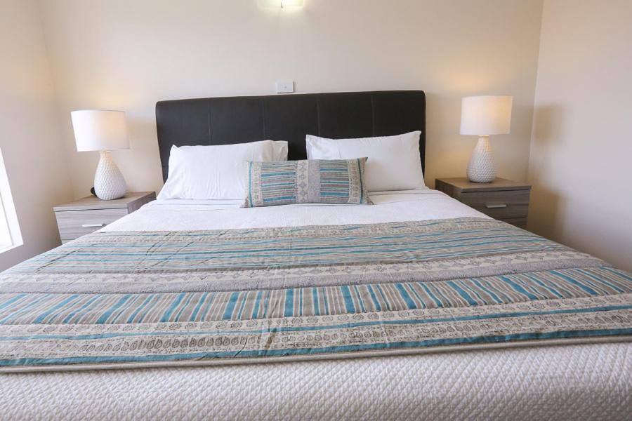 Seven Pines Motor Inn Милдура Стая снимка