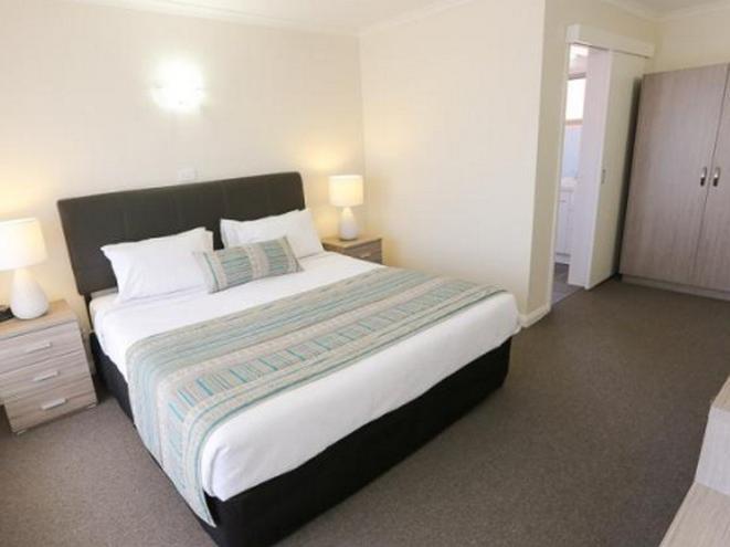 Seven Pines Motor Inn Милдура Екстериор снимка