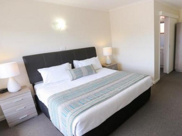 Seven Pines Motor Inn Милдура Екстериор снимка